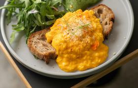 Creamy scrambled eggs