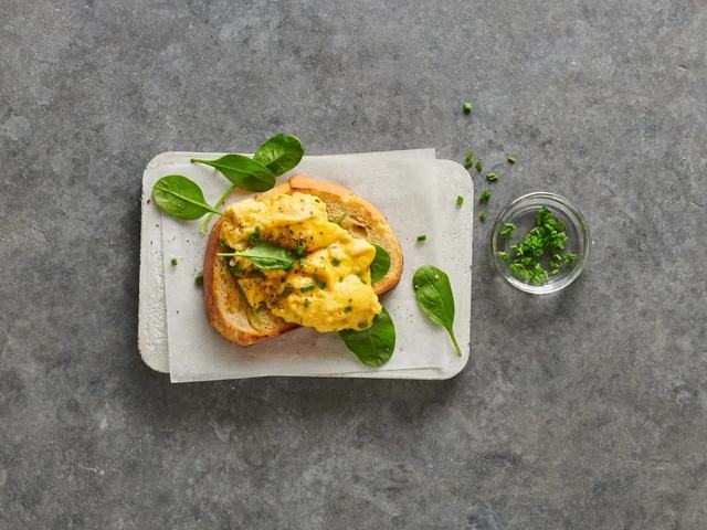 Fluffy Scrambled Eggs